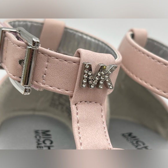 Michael Kors Girl’s Tilly Butterfly Sandals - Picture 9 of 16